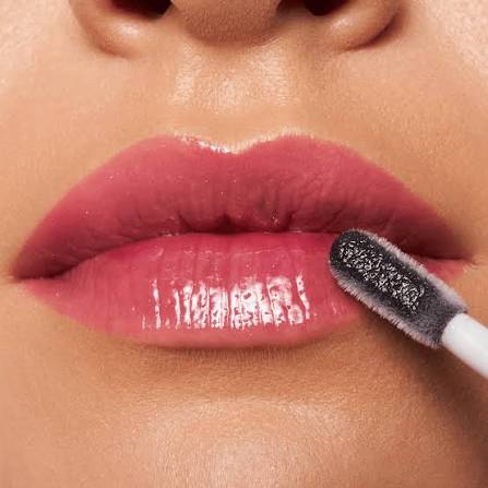 ESSENCE WHAT THE FAKE PLUMPING LIP FILLER